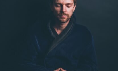 Трансцендентальна медитація: як зробити та що отримаєш?